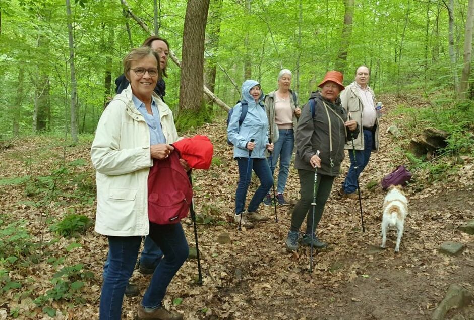 ENCORE UNE BELLE RANDONNEE DE 6 KM DANS LA REGION D'ASSESSE.